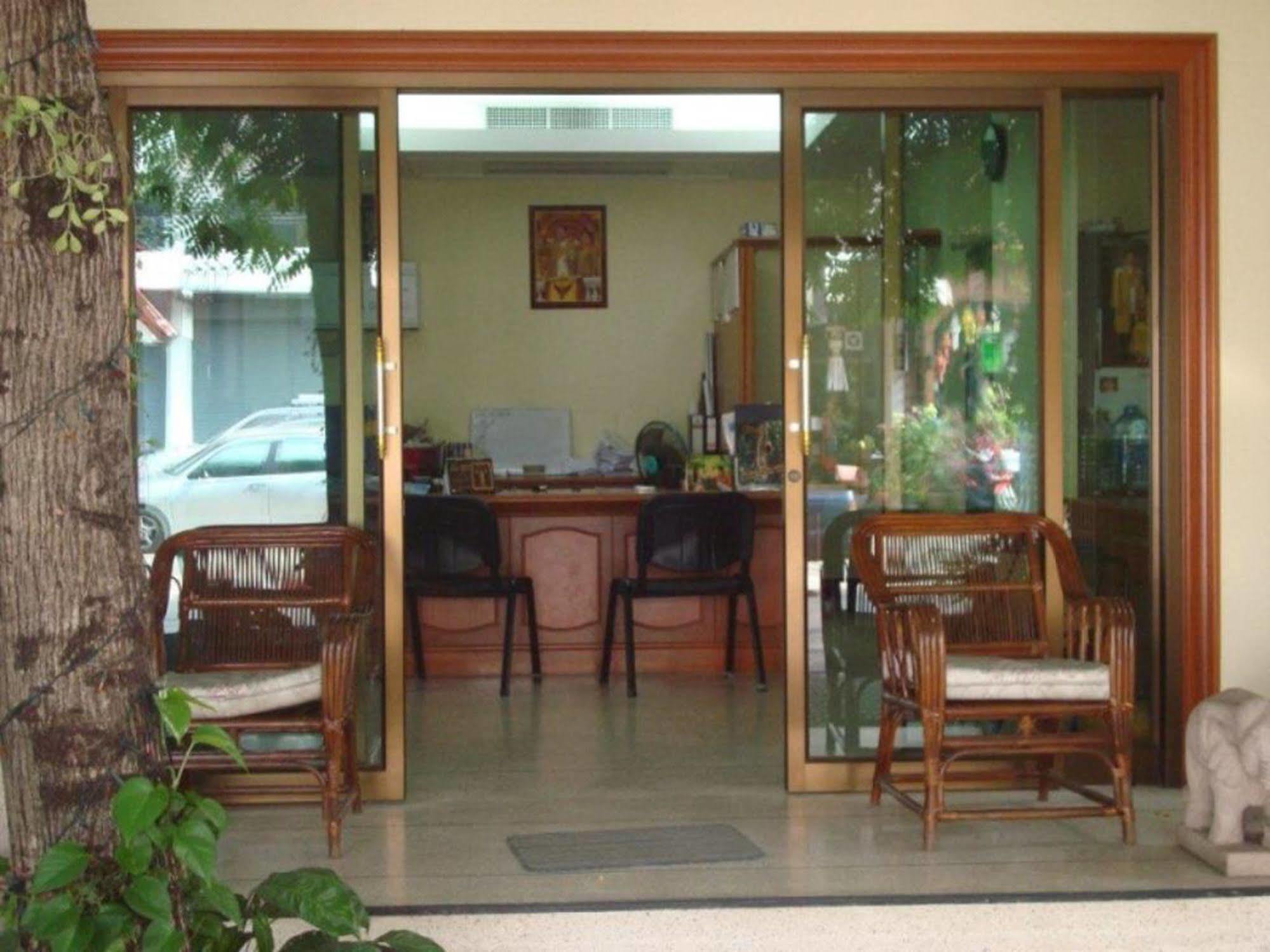 מלון צ'יאנג מאי Safe House Court מראה חיצוני תמונה